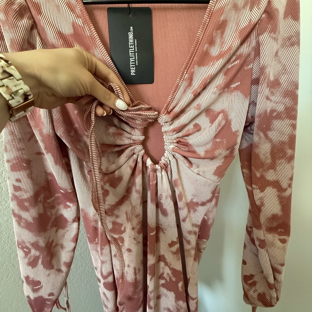 PrettyLittleThing Pink Ribbed Dress - Picture 2 of 4